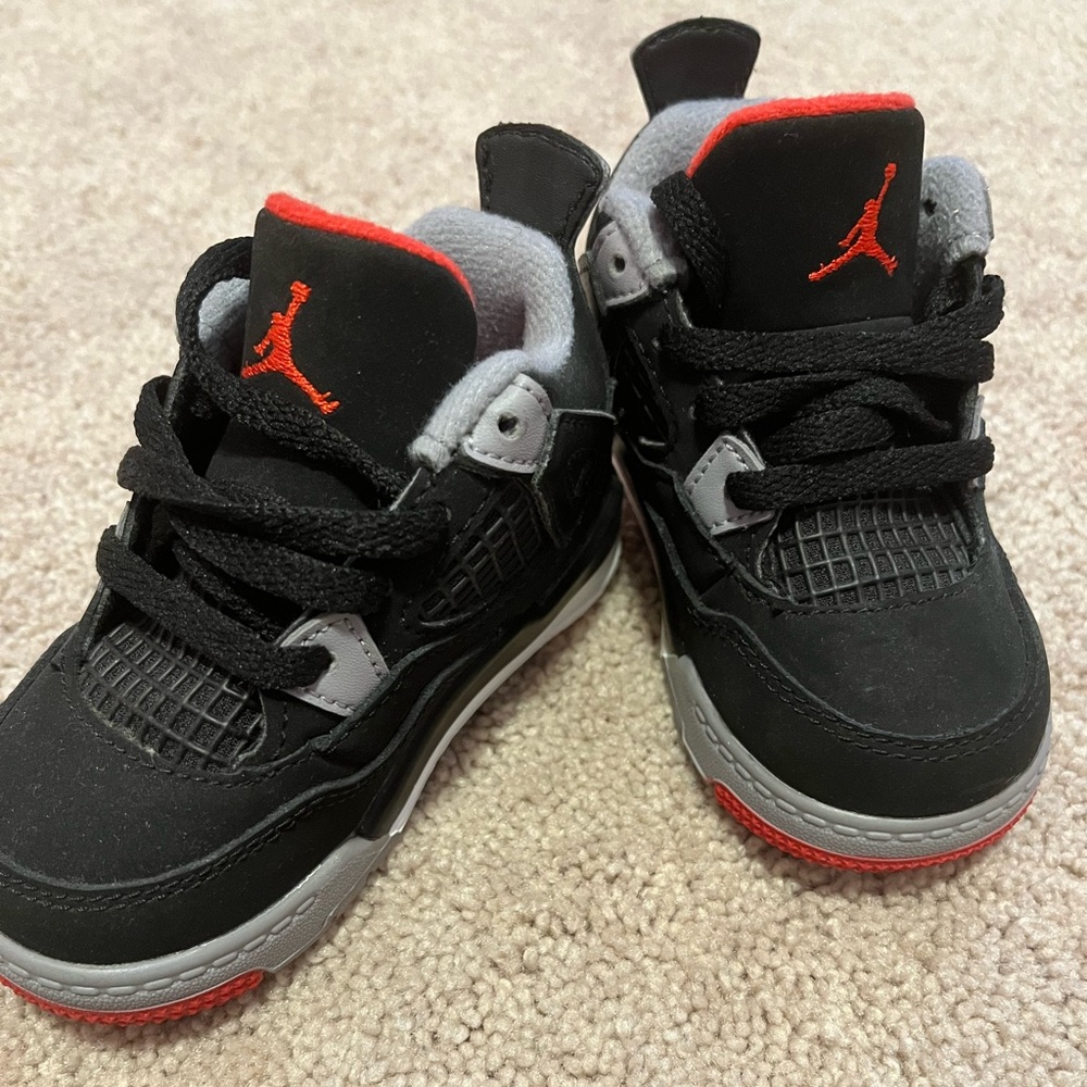 Baby Jordan 4’s size 5c